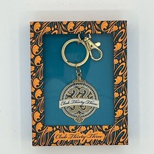NIB Disney Club 33 key chain